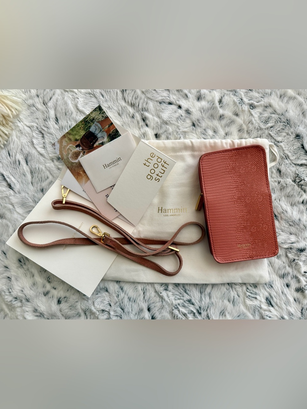 Hammitt 424 Tile Blush Zip Convertible Crossbody Cell Phone Case Bag